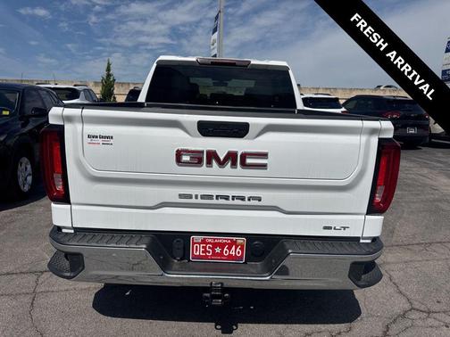 Summit White 2021 GMC Sierra 1500 SLT