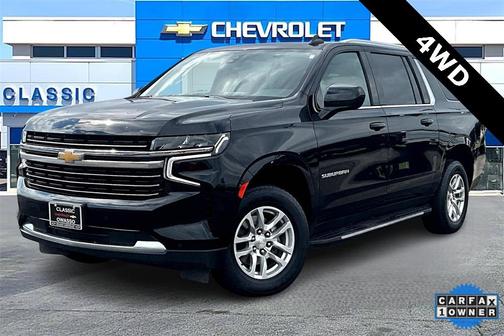 2023 Chevrolet Suburban LT