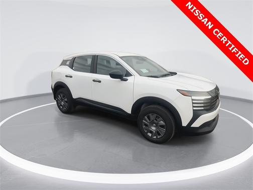 2025 Nissan Kicks S