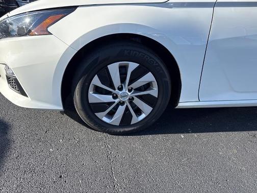 2022 Nissan Altima 2.5 S