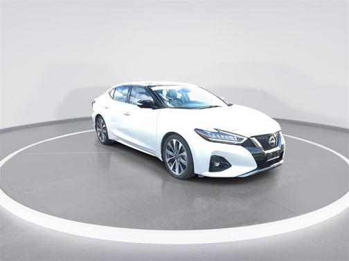 2023 Nissan Maxima Platinum