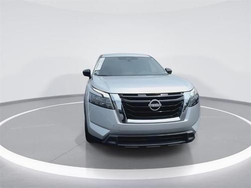 2024 Nissan Pathfinder S