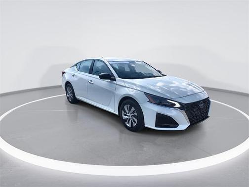 2025 Nissan Altima S