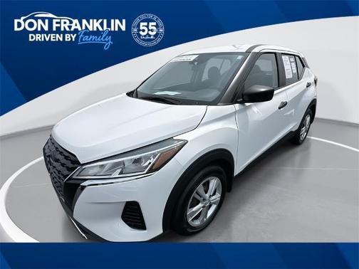 2022 Nissan Kicks S