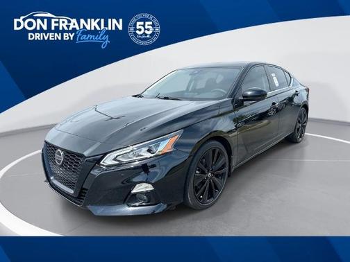 Black 2022 Nissan Altima 2.5 SR