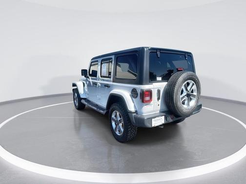 Bright White Clearcoat 2020 Jeep Wrangler Unlimited Sahara