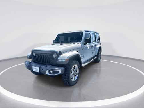 Bright White Clearcoat 2020 Jeep Wrangler Unlimited Sahara