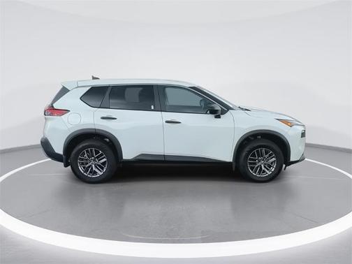 2022 Nissan Rogue S