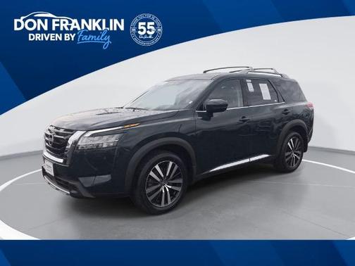 2024 Nissan Pathfinder Platinum