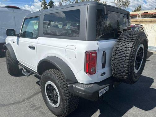 Oxford White 2024 Ford Bronco Black Diamond