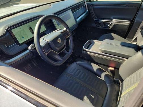 2024 Rivian R1S Adventure Quad Motor Large Pack