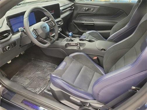 2025 Ford Mustang Dark Horse