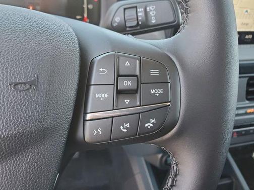 Carbonized Gray Metallic 2025 Ford Maverick Lariat