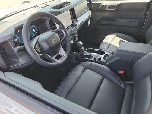 Avalanche Gray 2026 Ford Bronco Big Bend
