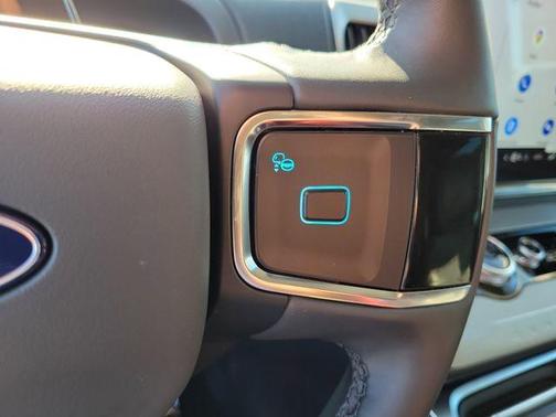 Gray Metallic 2025 Ford Expedition Active