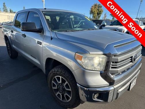 2014 Toyota Tundra SR5