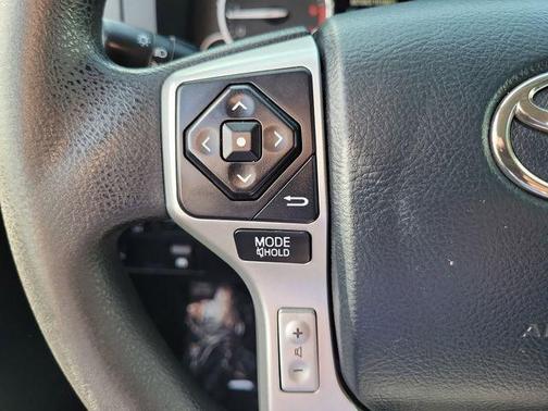 2014 Toyota Tundra SR5