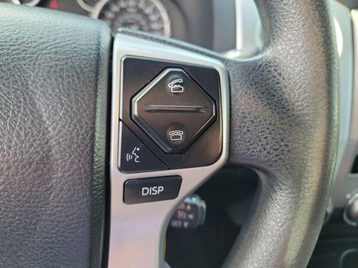 2014 Toyota Tundra SR5