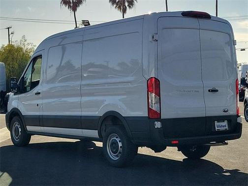 2025 Ford Transit-250 148 WB Medium Roof Cargo