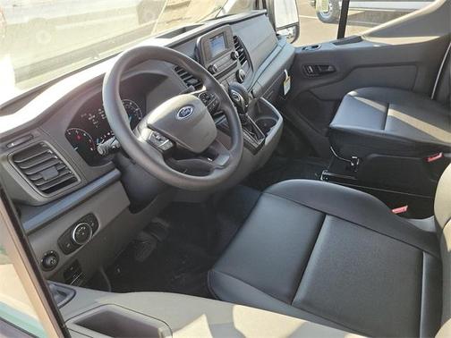2025 Ford Transit-250 148 WB Medium Roof Cargo