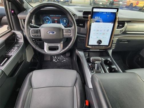 2023 Ford F-150 Lightning LARIAT