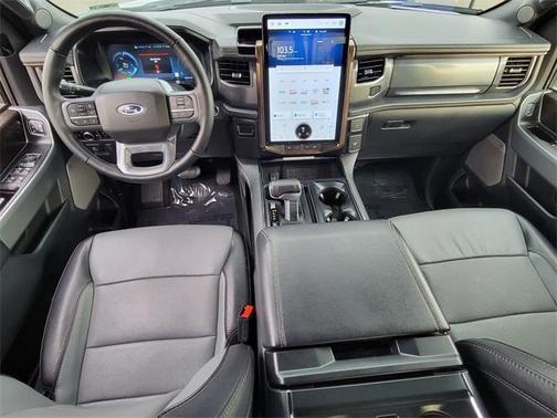 2023 Ford F-150 Lightning LARIAT