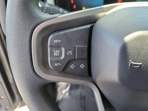 Carbonized Gray Metallic 2025 Ford Bronco Base