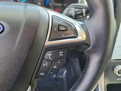 Carbonized Gray Metallic 2022 Ford Edge SEL