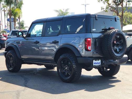 Carbonized Gray Metallic 2025 Ford Bronco Big Bend