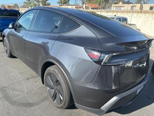 2026 Tesla Model Y Long Range