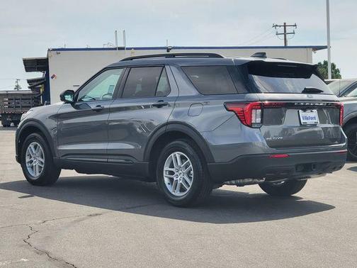 Carbonized Gray Metallic 2026 Ford Explorer Active