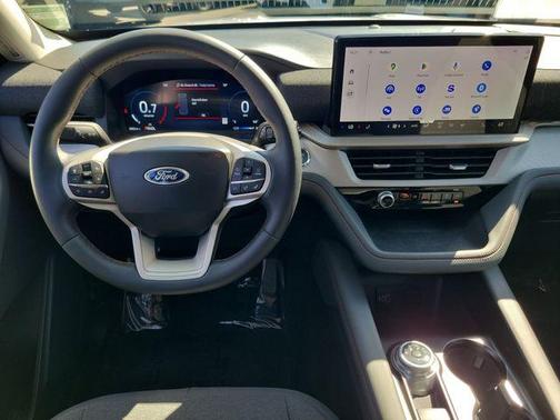 Space White Metallic 2026 Ford Explorer Active
