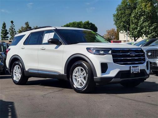 2025 Ford Explorer Active