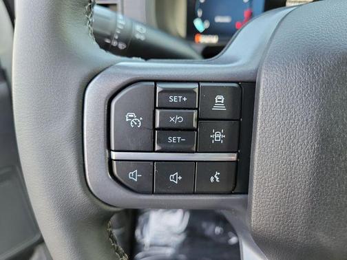 Oxford White 2026 Ford F-150 XLT