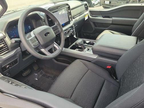 Agate Black Metallic 2026 Ford F-150 XLT