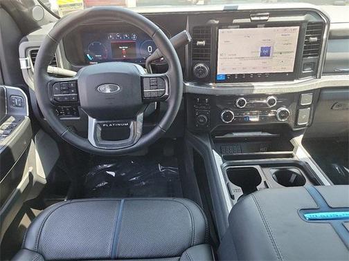 2025 Ford F-250 Platinum