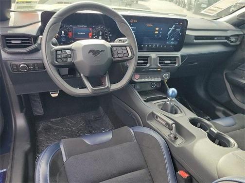 2024 Ford Mustang Dark Horse