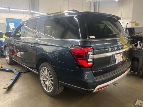 2022 Ford Expedition Max Platinum