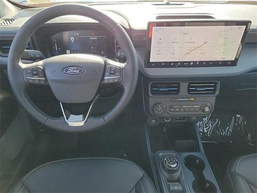 2025 Ford Maverick Lobo High