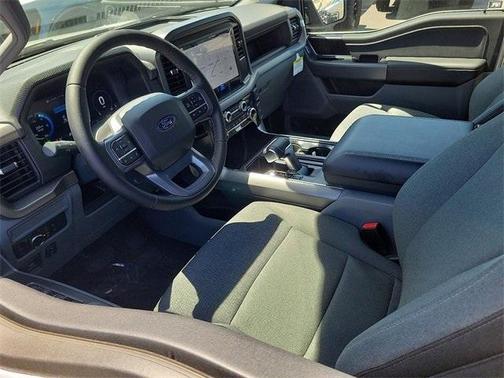 2025 Ford F-150 Lightning XLT