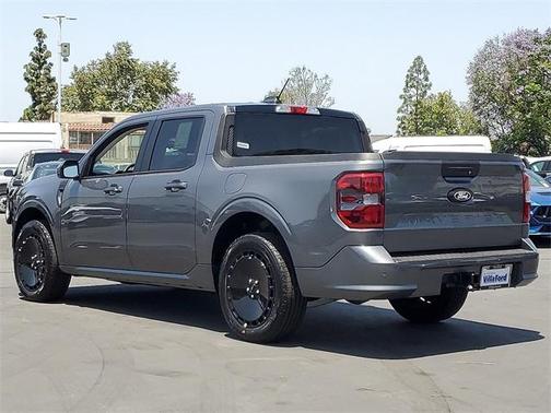 2025 Ford Maverick Lobo Standard