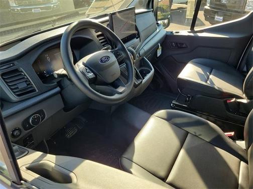 2026 Ford Transit-250 148 WB Medium Roof Cargo