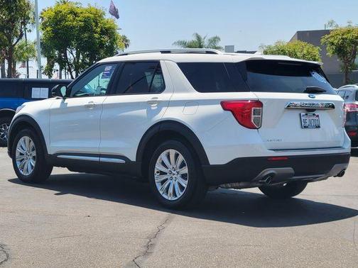 Star White 2023 Ford Explorer Limited