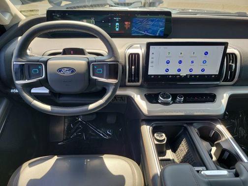 Black Metallic 2025 Ford Expedition Active