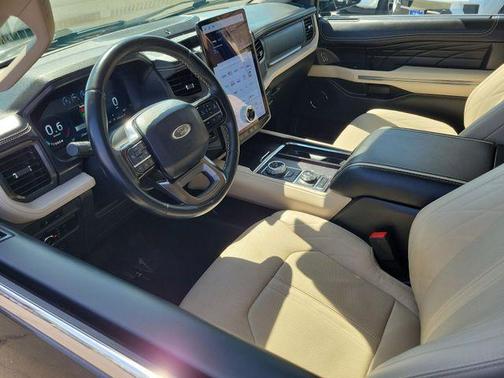 Agate Black Metallic 2023 Ford Expedition Platinum