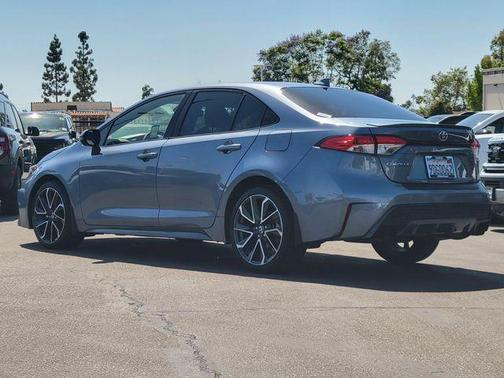 CELESTITE 2020 Toyota Corolla SE