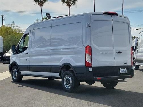 2025 Ford Transit-250 148 WB Medium Roof Cargo