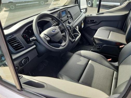 2025 Ford Transit-250 148 WB Medium Roof Cargo