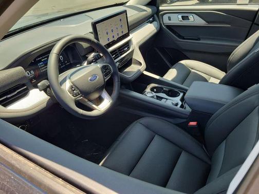 Carbonized Gray Metallic 2026 Ford Explorer Active