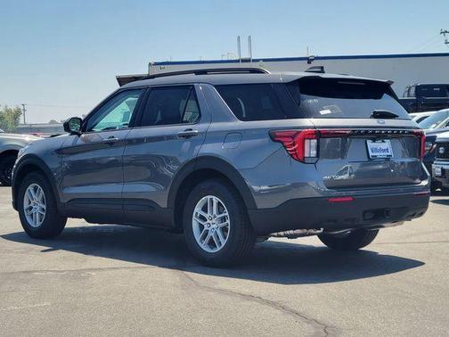 Carbonized Gray Metallic 2026 Ford Explorer Active